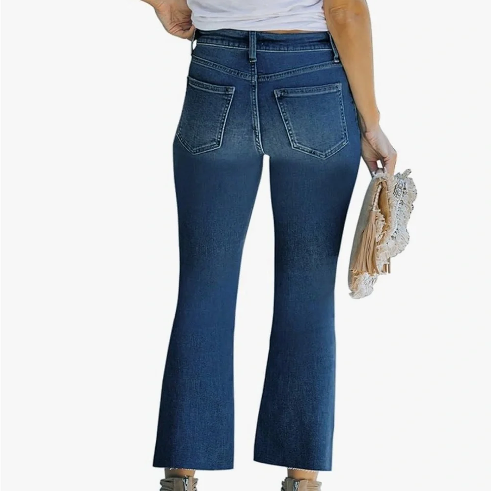 Women's High Waisted Crop Flare Jeans Size 8 - Picture 2 of 6